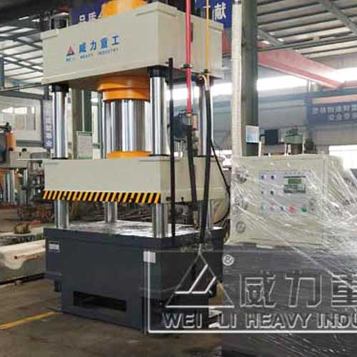不銹鋼水箱沖壓板成型液壓機價格大約多少錢？