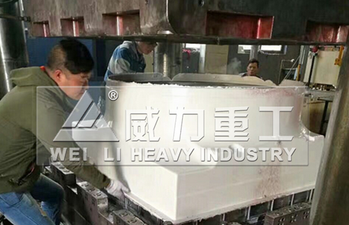 模壓玻璃鋼風(fēng)機(jī)罩殼客戶使用現(xiàn)場(chǎng)